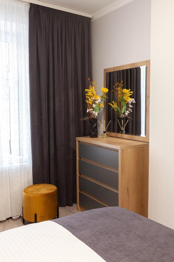 Alfa Apartments Kniazia Leva 2 Λβιβ Εξωτερικό φωτογραφία