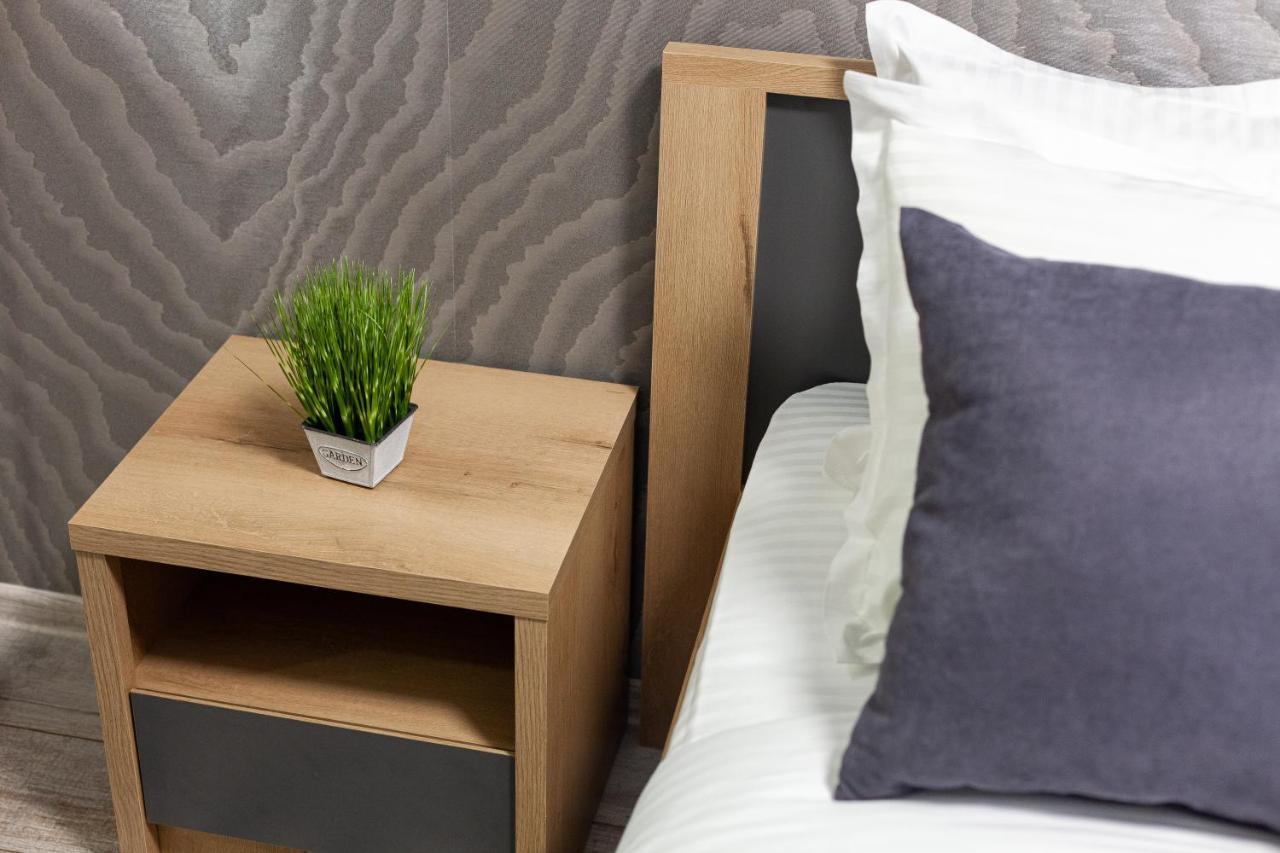 Alfa Apartments Kniazia Leva 2 Λβιβ Εξωτερικό φωτογραφία