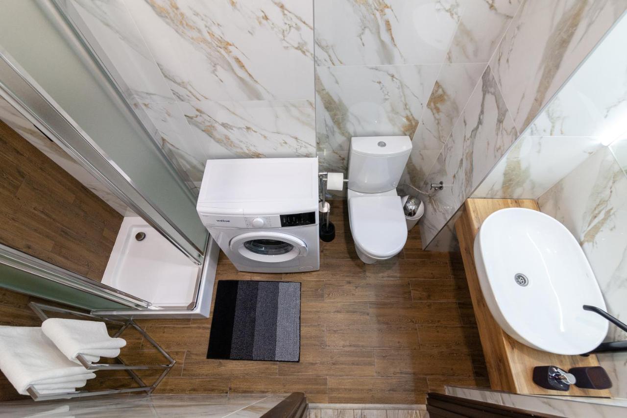 Alfa Apartments Kniazia Leva 2 Λβιβ Εξωτερικό φωτογραφία