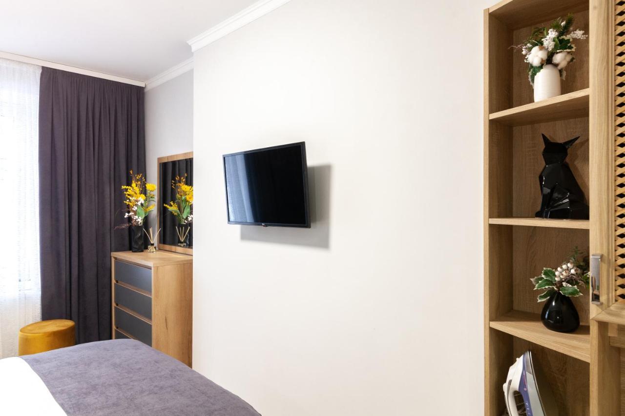Alfa Apartments Kniazia Leva 2 Λβιβ Εξωτερικό φωτογραφία