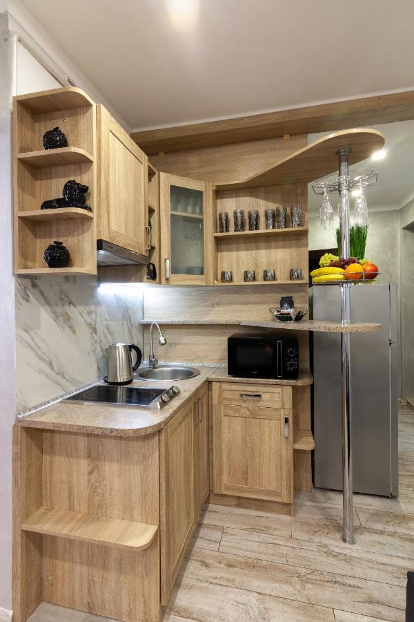 Alfa Apartments Kniazia Leva 2 Λβιβ Εξωτερικό φωτογραφία